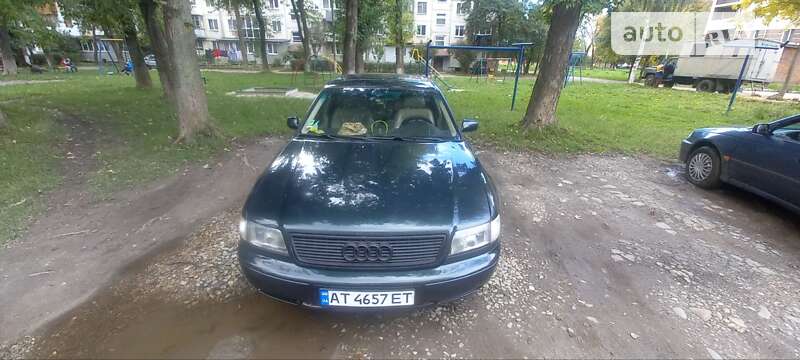Audi A8 (1996)