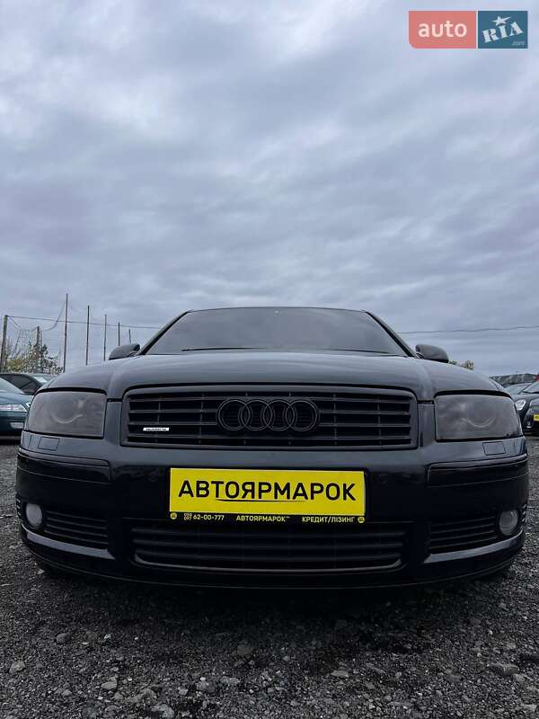 Audi A8 (2003)