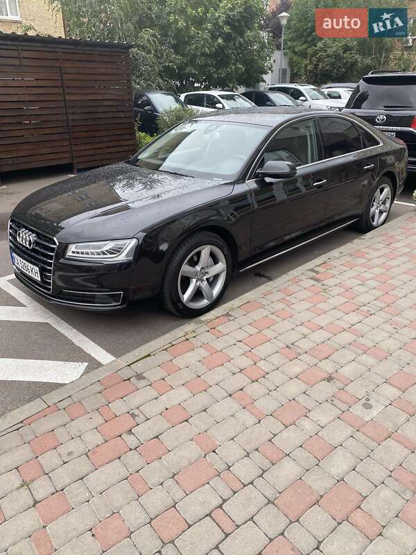 Audi A8 (2015)