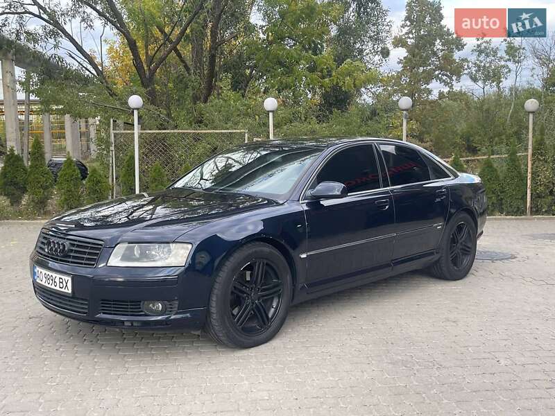 Audi A8 (2004)