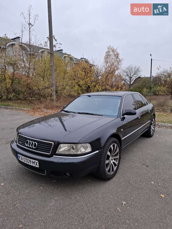 Audi A8 (1999)