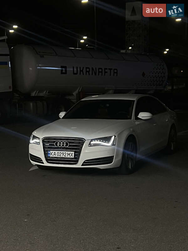 Audi A8 (2012)