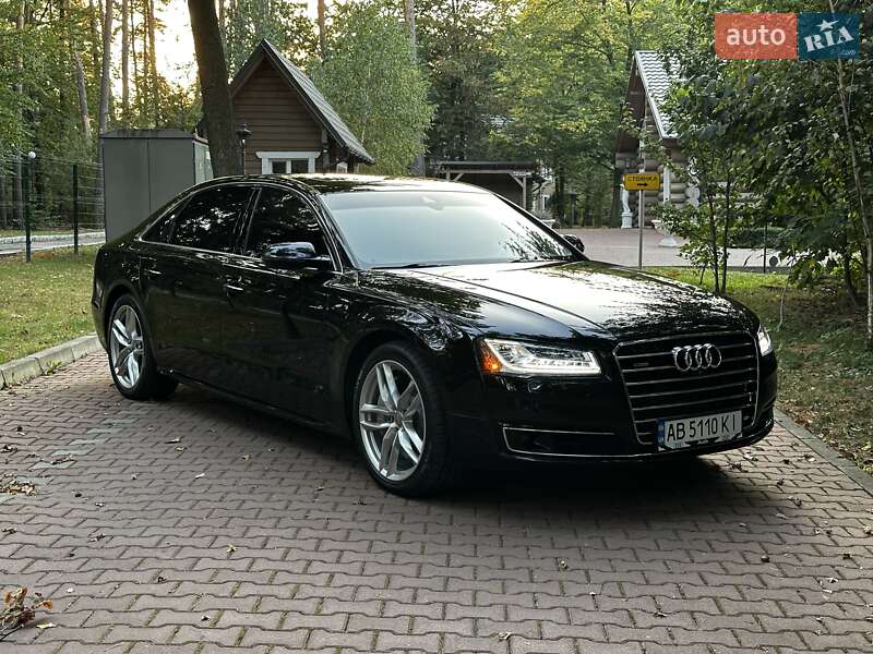Audi A8 (2017)