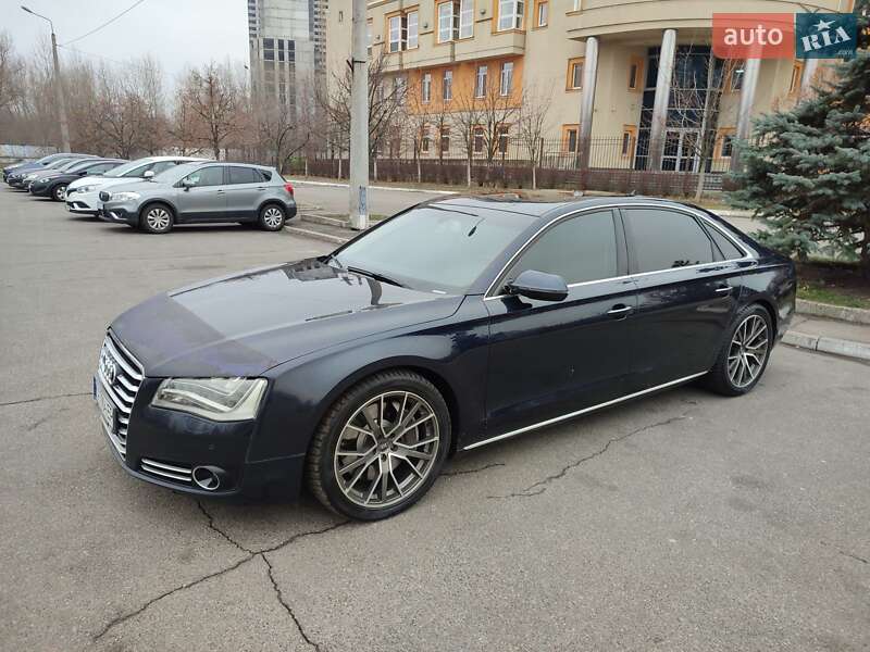 Audi A8 (2010)