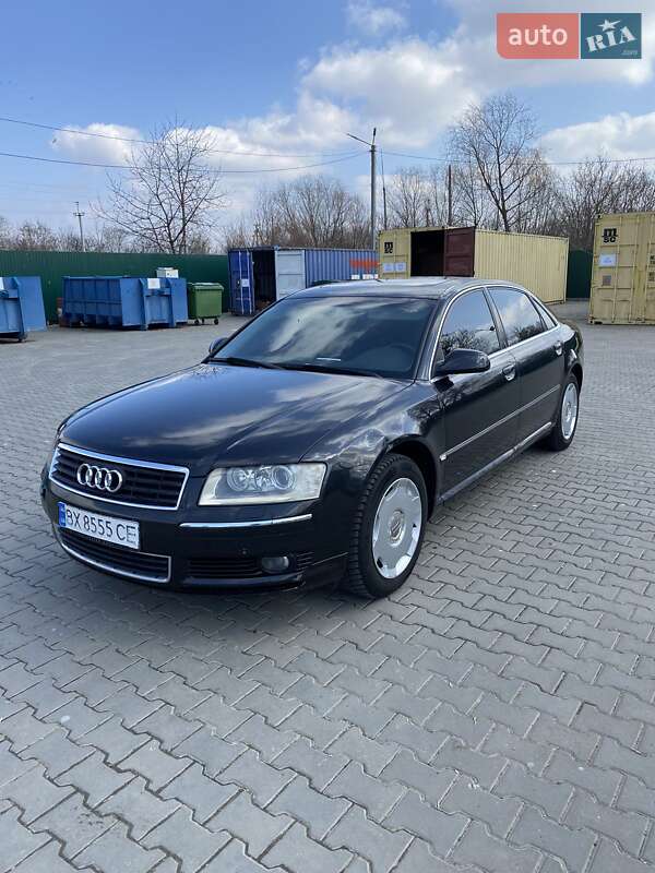 Audi A8 (2004)