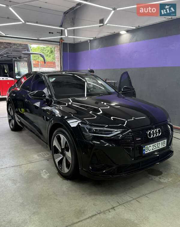 Audi E-tron sportback (2020)