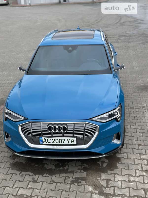 Audi E-tron (2019)