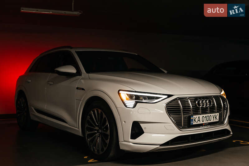 Audi E-tron (2019)