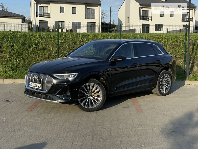 Audi E-tron (2020)