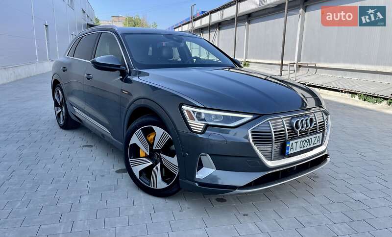 Audi E-tron (2019)