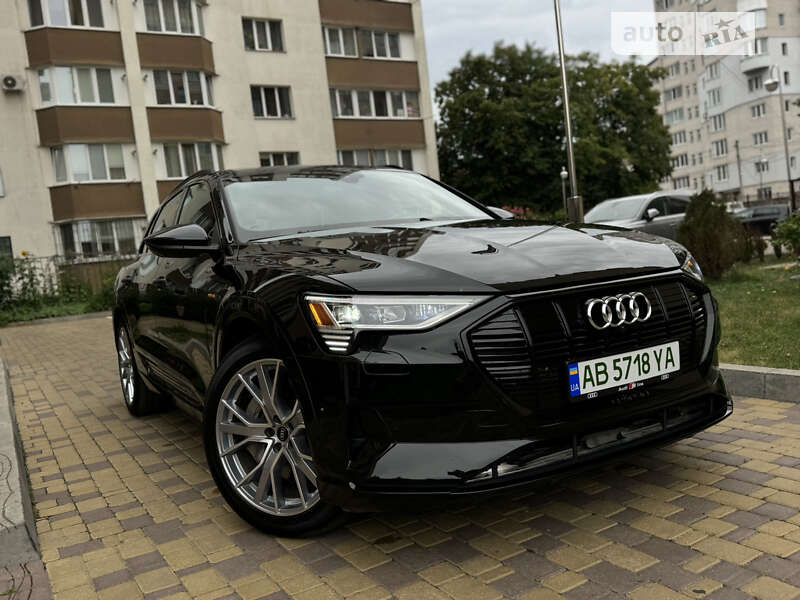 Audi E-tron (2021)
