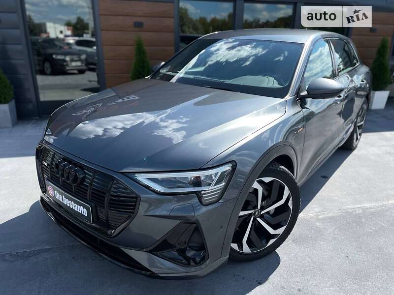 Audi E-tron (2020)