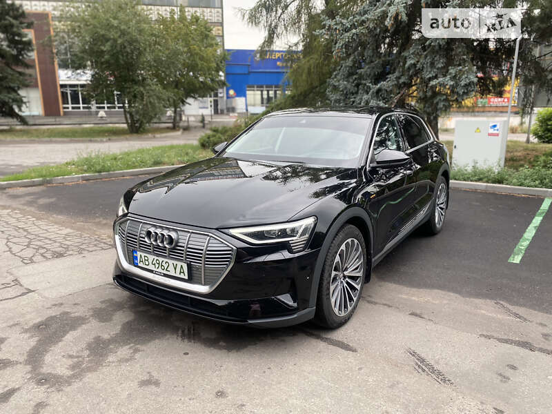 Audi E-tron (2019)