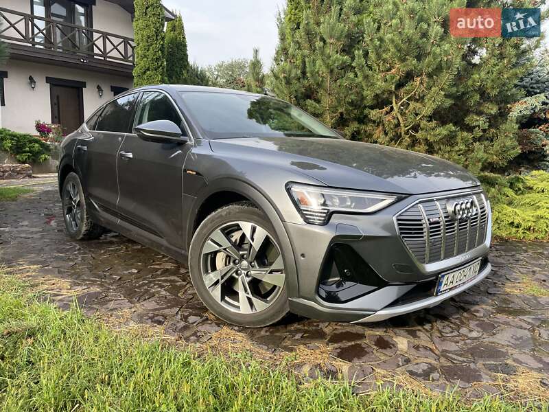 Audi E-tron (2020)
