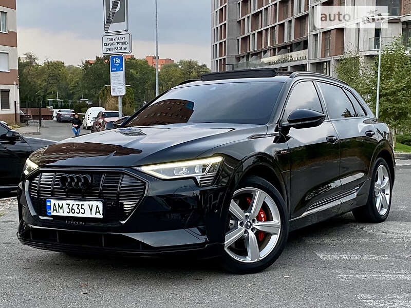 Audi E-tron (2020)