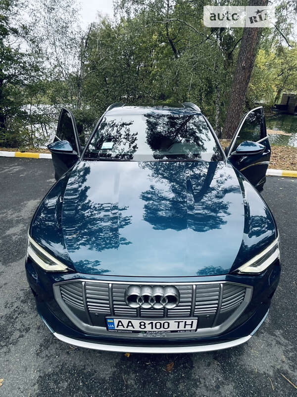 Audi E-tron (2019)