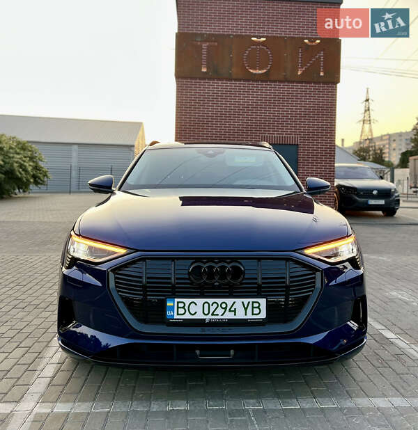 Audi E-tron (2020)