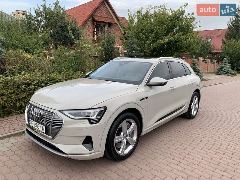 Audi E-tron (2019)