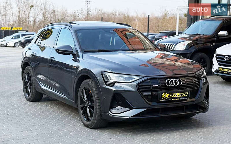 Audi E-tron (2021)