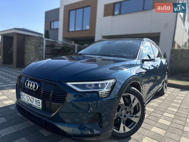 Audi E-tron (2019)