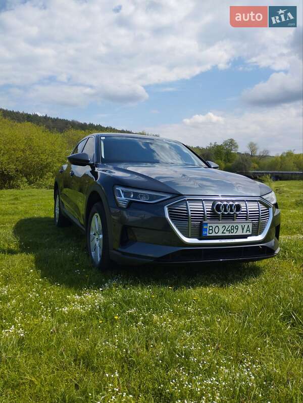 Audi E-tron (2020)