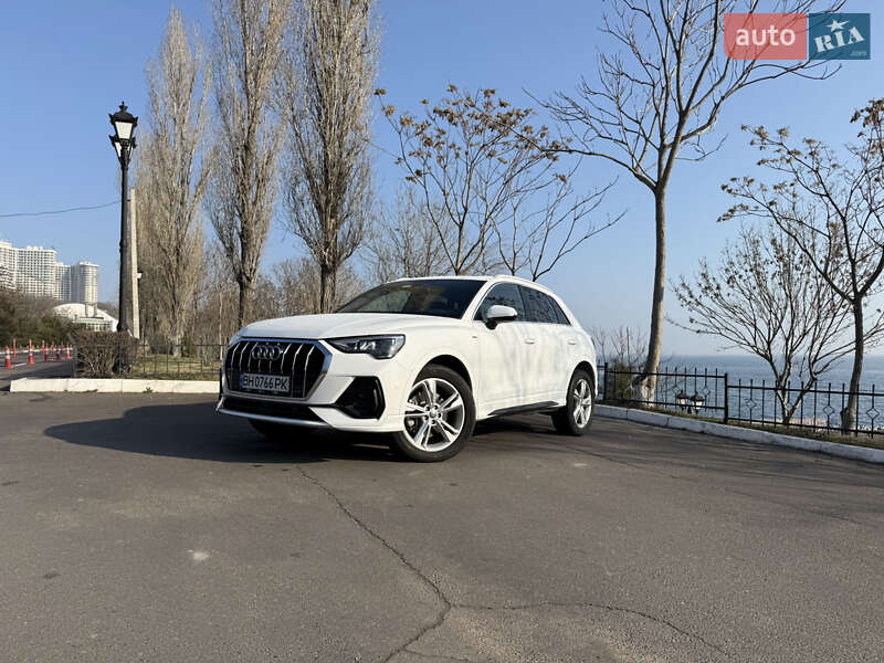 Audi Q3 (2020)