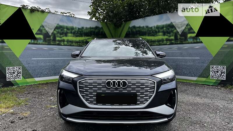 Audi Q4 e-tron (2023)