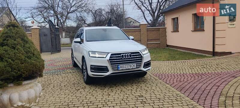 Audi Q7 (2019)