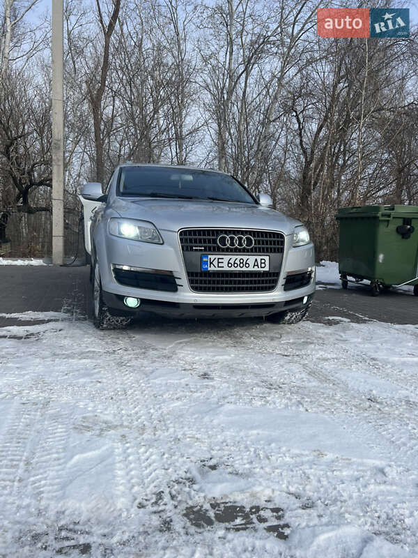 Audi Q7 (2007)