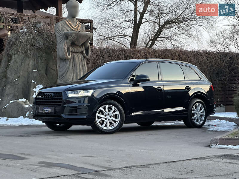 Audi Q7 (2016)