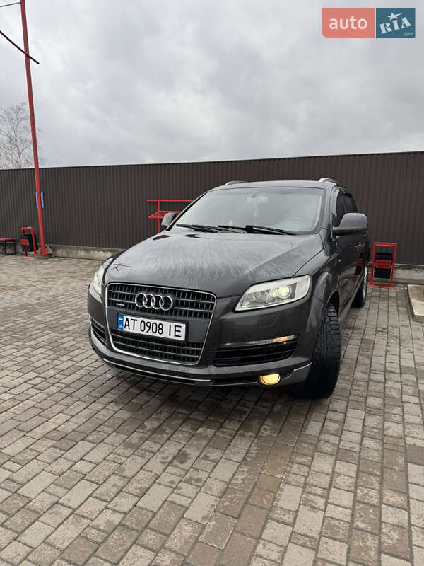 Audi Q7 (2006)