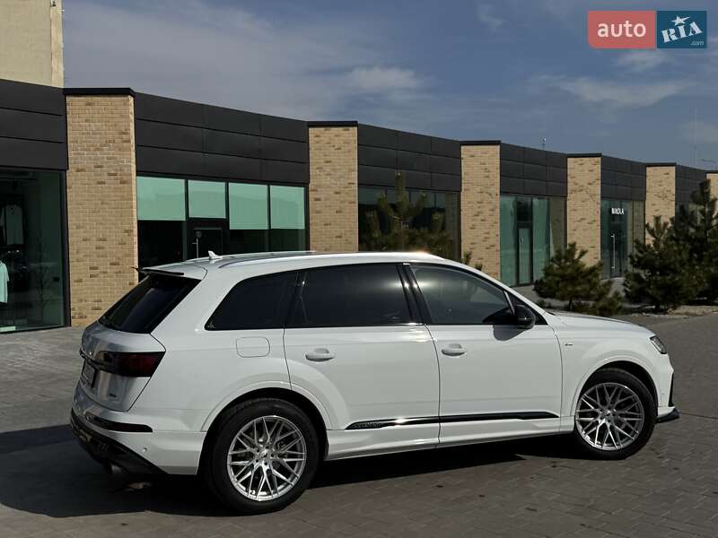 Audi Q7 (2020)