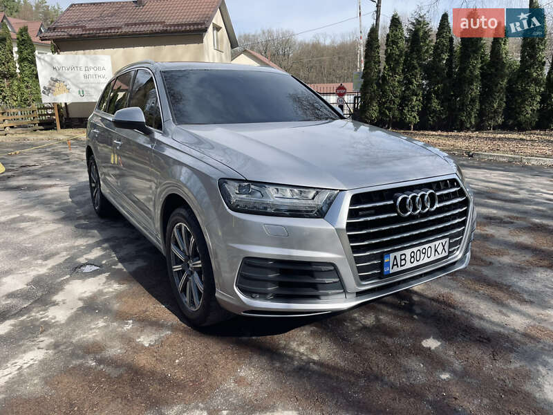 Audi Q7 (2017)