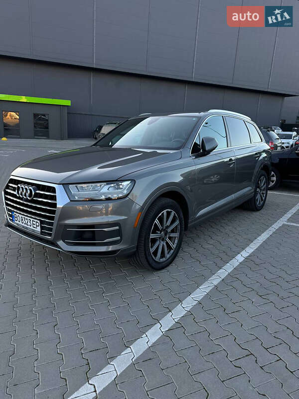 Audi Q7 (2016)