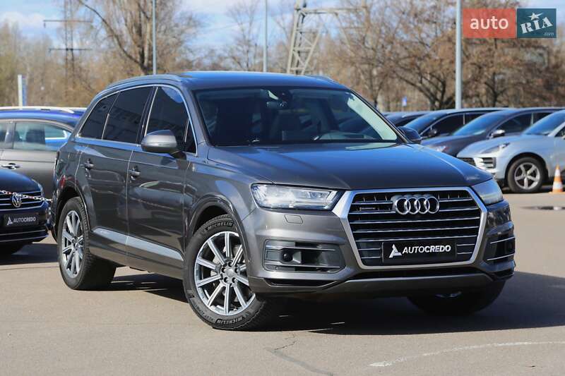 Audi Q7 (2019)