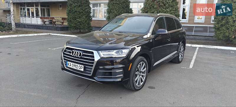Audi Q7 (2017)