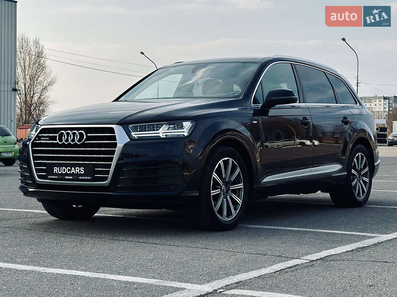 Audi Q7 (2017)
