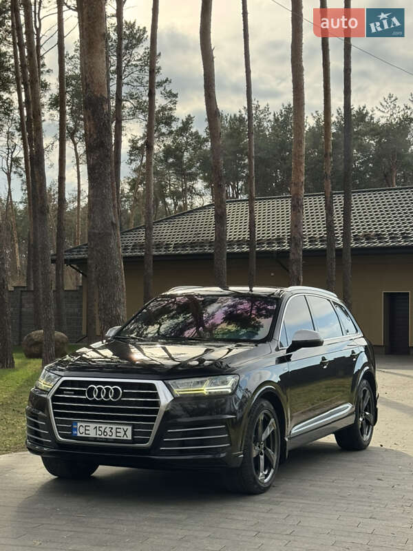 Audi Q7 (2016)