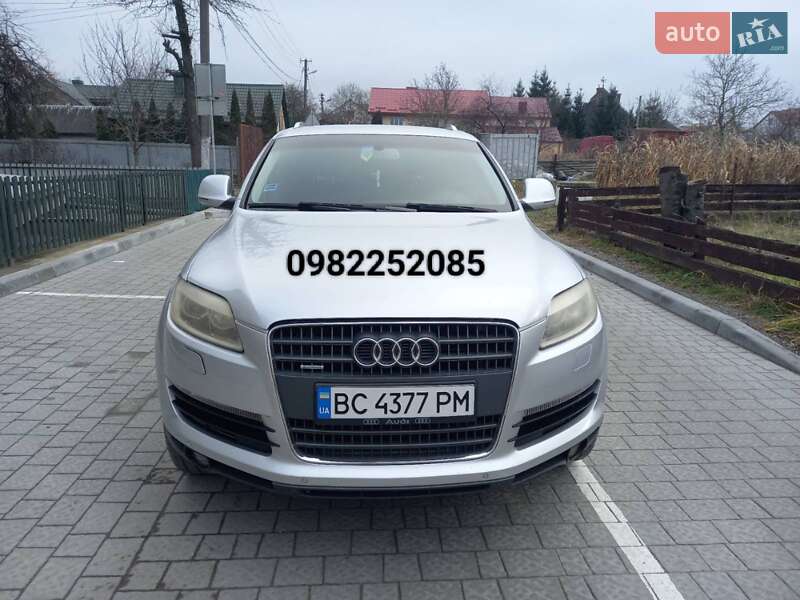 Audi Q7 (2006)