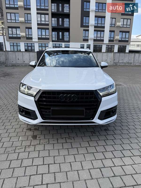 Audi Q7 (2018)