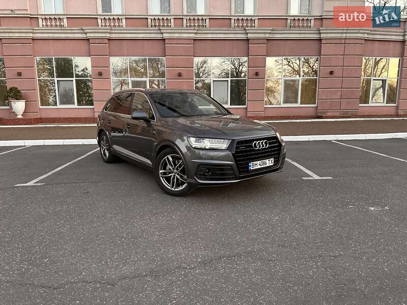 Audi Q7 (2018)