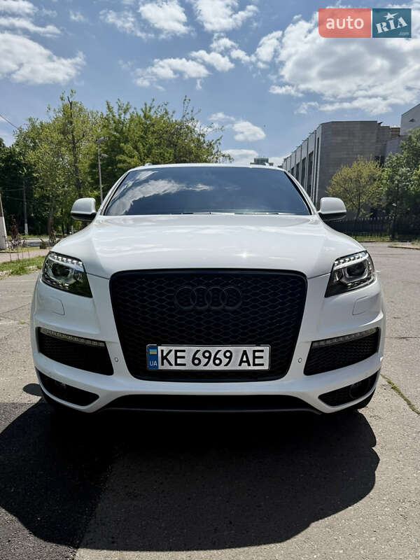 Audi Q7 (2012)