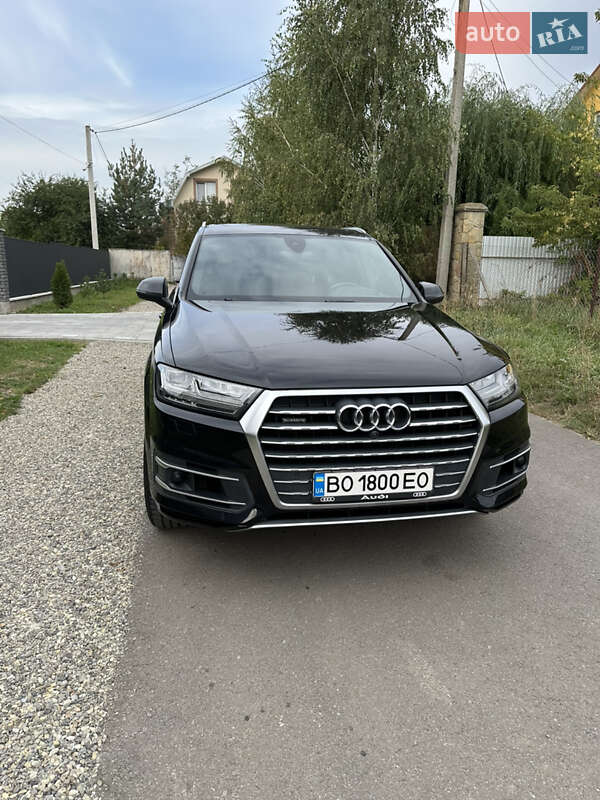 Audi Q7 (2016)