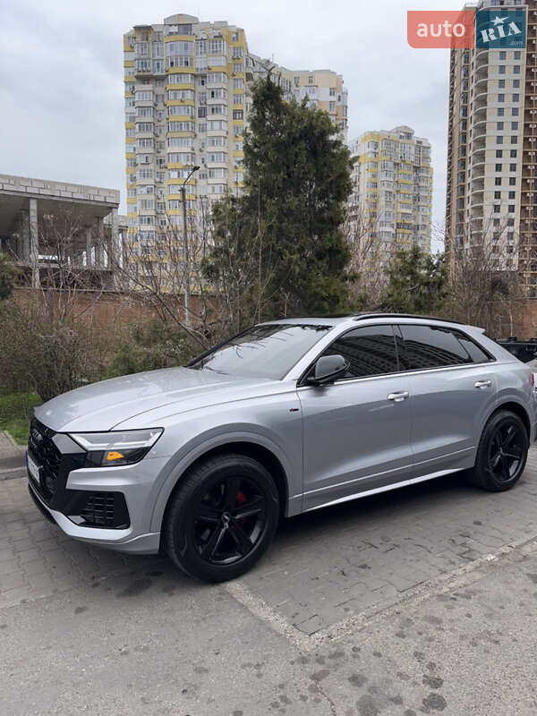 Audi Q8 (2018)