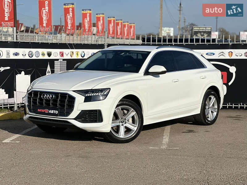 Audi Q8 (2020)