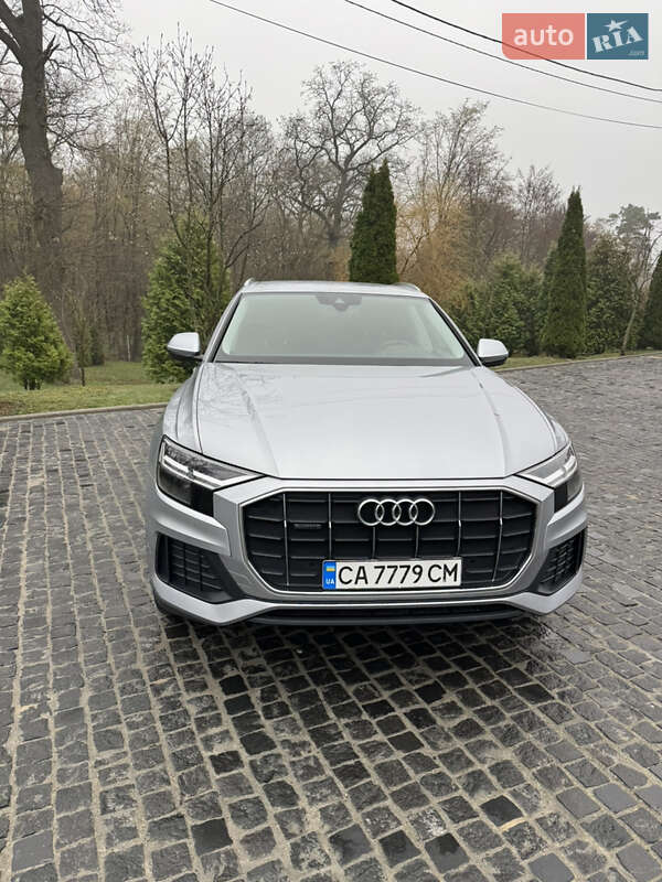 Audi Q8 (2020)