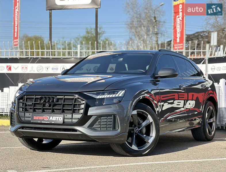 Audi Q8 (2021)
