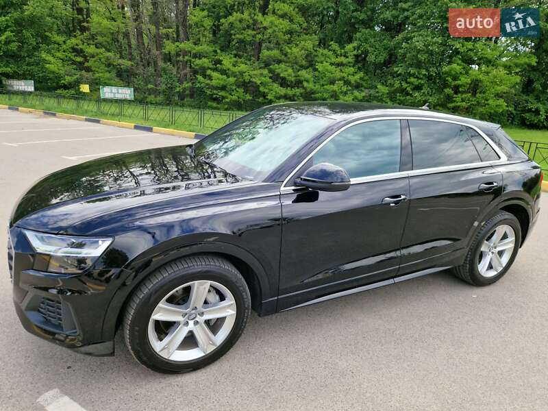 Audi Q8 (2019)