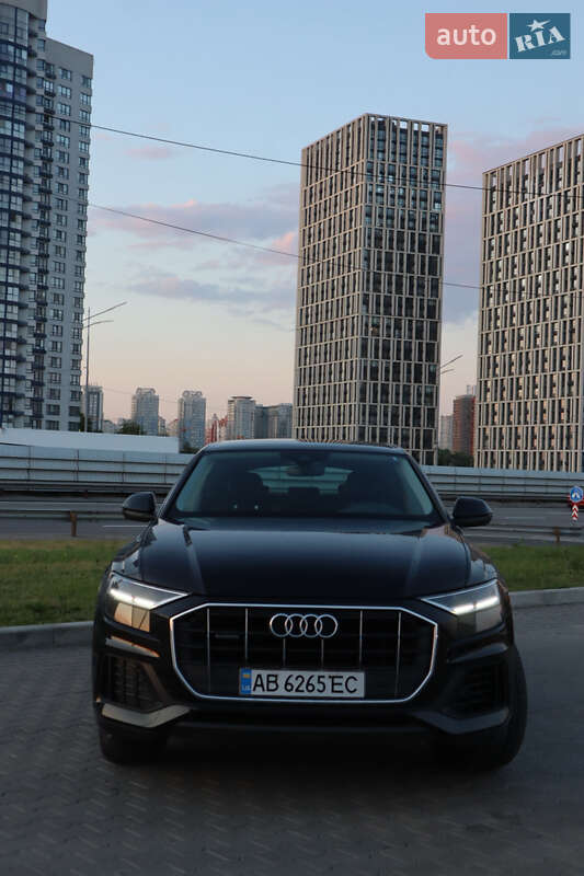 Audi Q8 (2020)