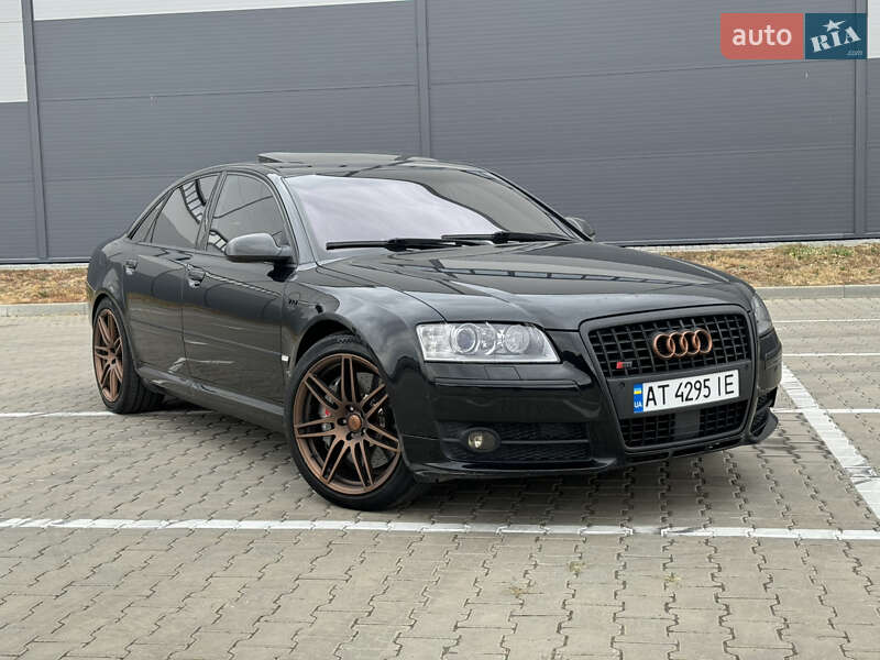 Audi S8 (2007)